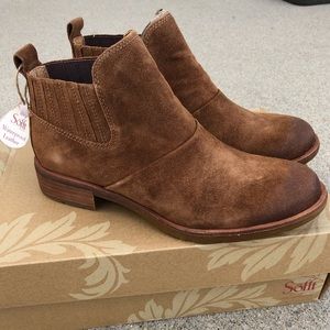 NWB Sofft Bellis brown ankle boot sz 8.5